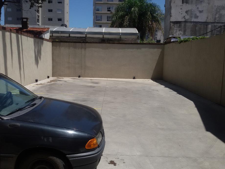 Cochera en venta en Lanus Este