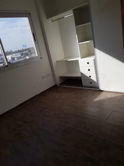 Departamento dos ambientes con cochera en venta en Remedios de Escalada