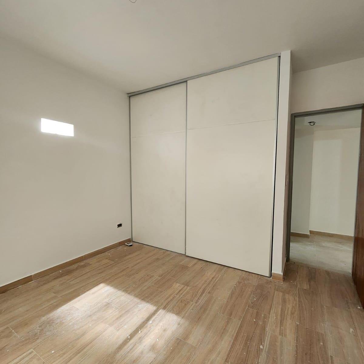 Foto de Departamento dos ambientes en venta Remedios de Escalada, imagen 5