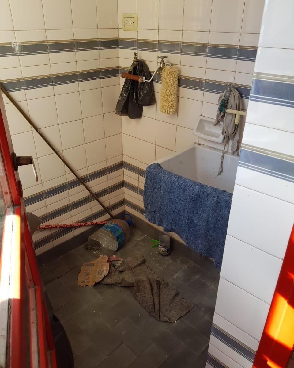 Foto de OPORTUNIDAD!!! Piso en venta de 5 amb. Mta. Weild al 1400 Lanus, imagen 3