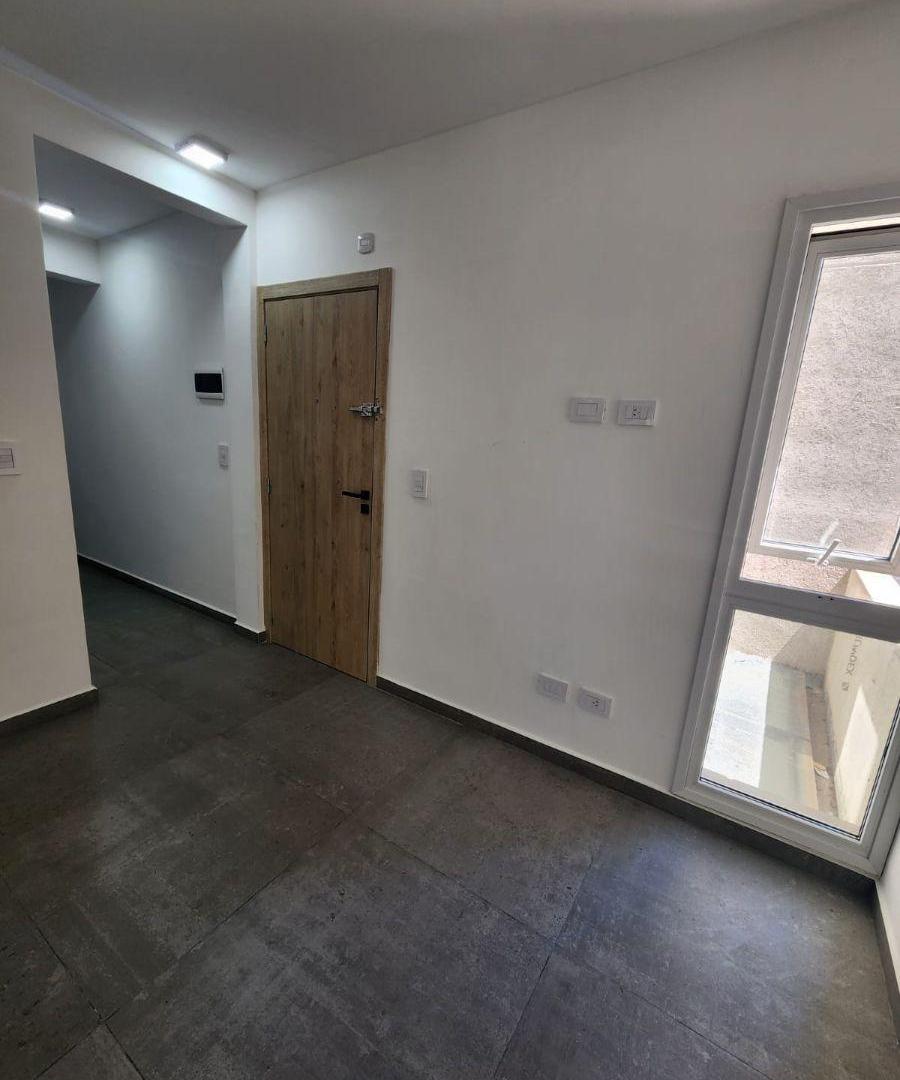 Foto de Semipiso dos ambientes en venta Lanus Oeste, imagen 2