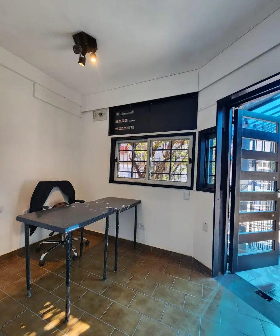 Alquiler para oficinas/consultorios Lanus Oeste 3