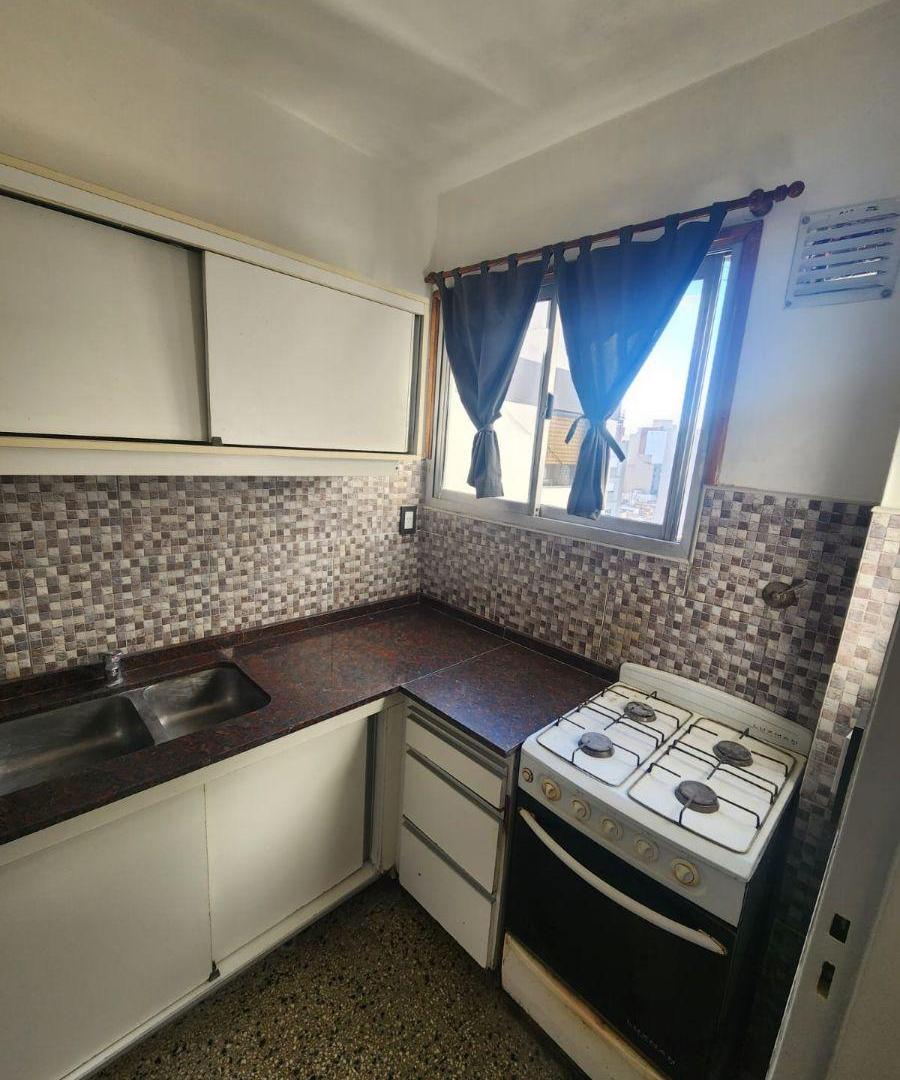 Foto de Departamento dos ambientes en alquiler Lanús Oeste, imagen 4