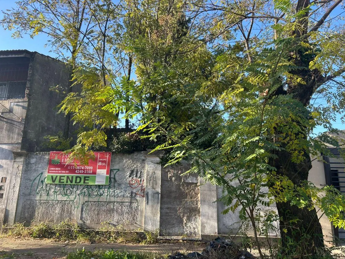 Lote en venta 8.66 x 34.64 Lanús Oeste 2
