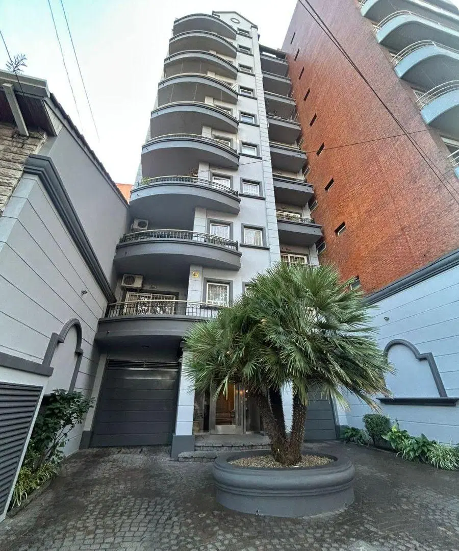 Semipiso de 2 amb en lanusita Iberlucea 2931 8 piso 3