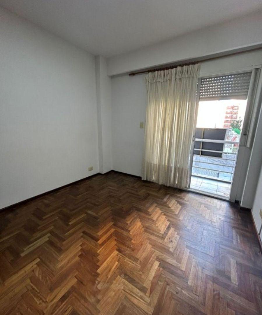 Foto de Departamento dos ambientes en alquiler Lanús Oeste, imagen 4