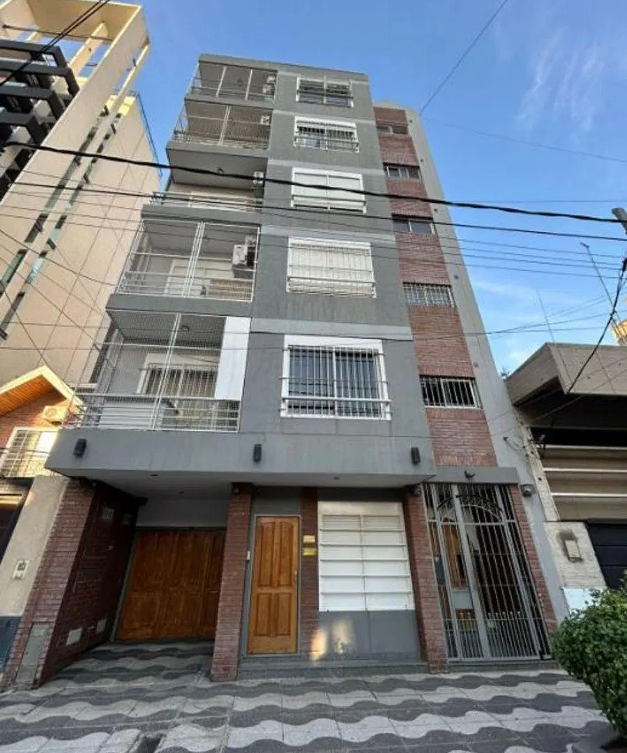 Departamento dos ambientes en alquiler Lanús Oeste 3