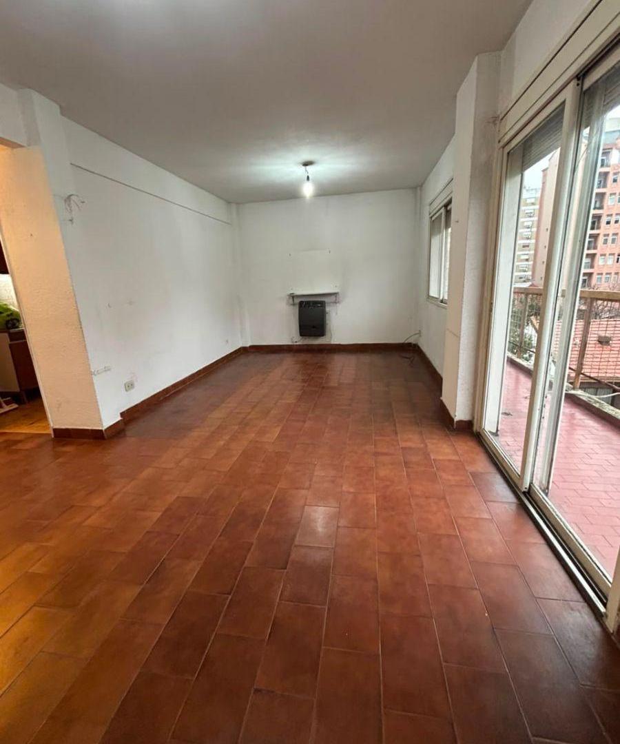 Foto de Departamento dos ambientes con balcón en alquiler Lanús Oeste, imagen 1