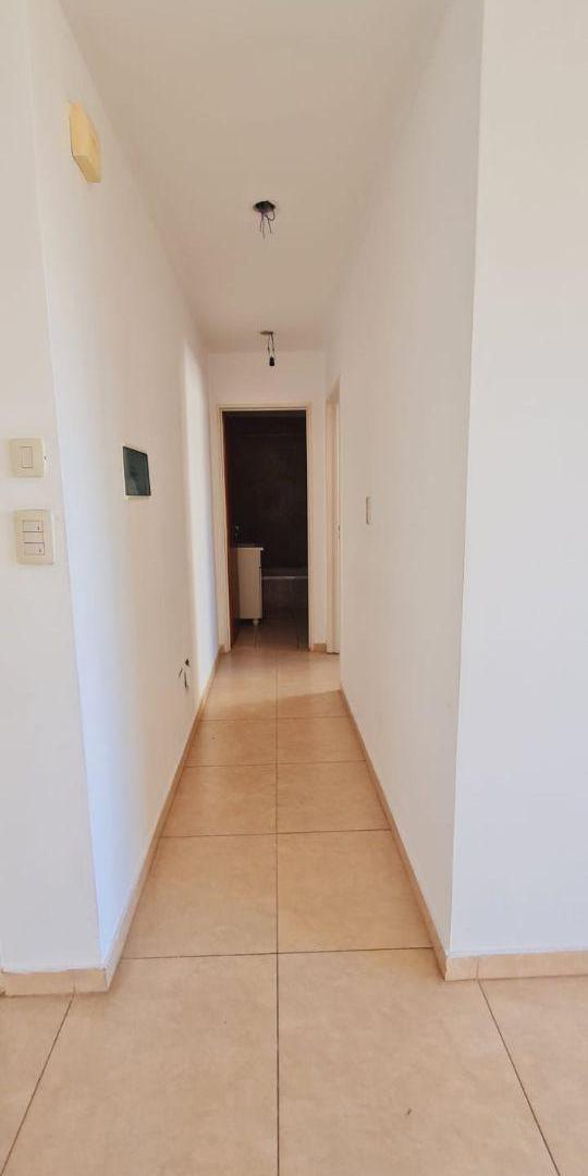 Foto de Departamento en alquiler dos ambientes con cochera Banfield, imagen 5