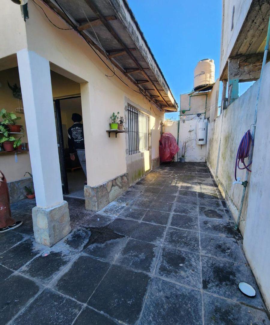 Foto de Casa en venta ideal inversores Lomas de Zamora, imagen 1
