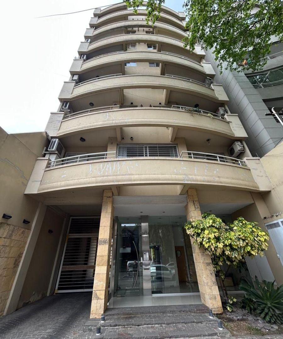 Foto de Semipiso en alquiler de 3 amb calle Mtro. Brin 2634 Lanus Oeste, imagen 2