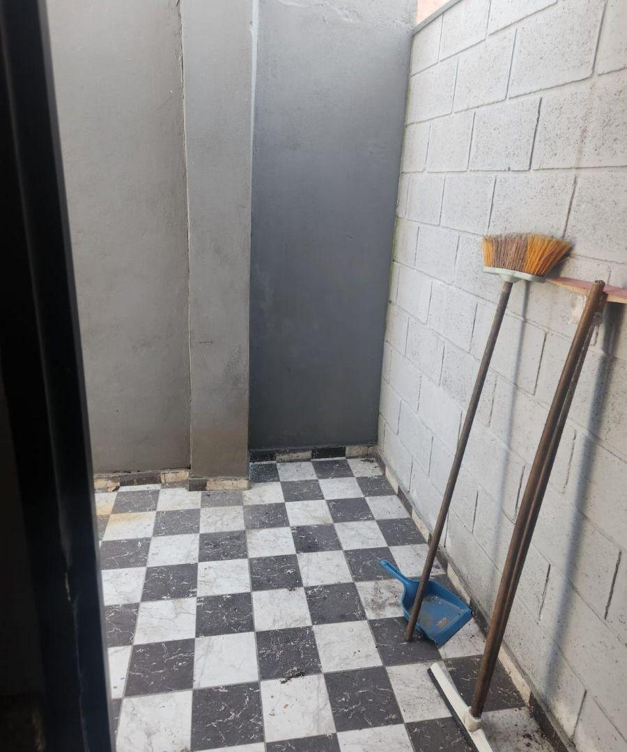 Foto de Dúplex dos ambientes en alquiler Lanus Oeste, imagen 3