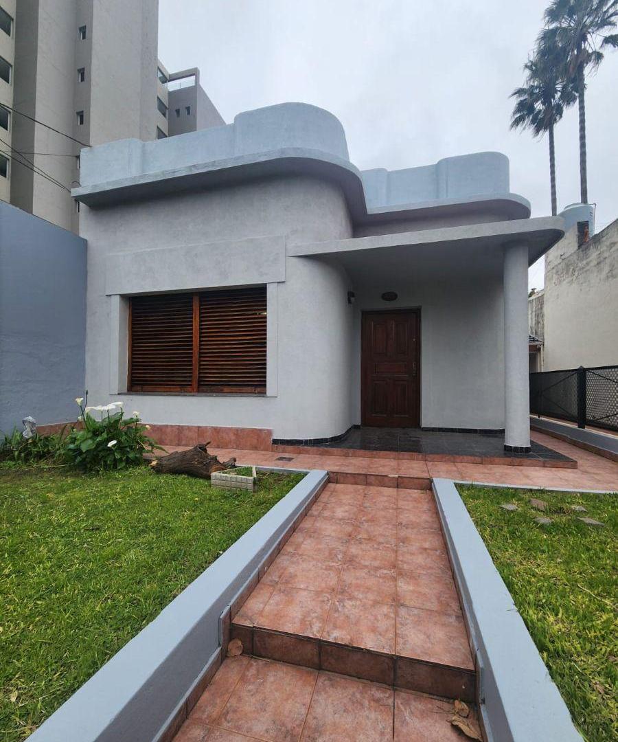 Foto de Alquiler apto profesional o vivienda 3 ambientes Remedios de Escalada, imagen 2
