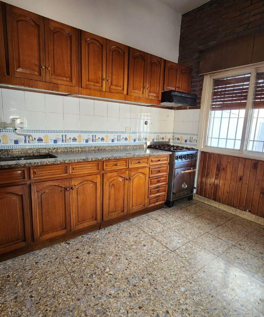 Foto de Alquiler vivienda o apto profesional 4 ambientes Lanus Oeste, imagen 5