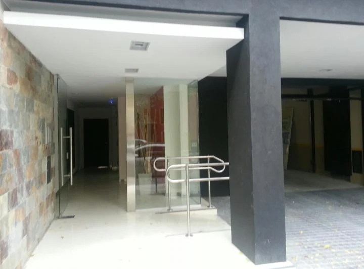 SEMIPISO CABALLITO SUR  51 M2  BALCON TERRAZA - 1 DORM -A/A- BAJAS EXPENSAS 5