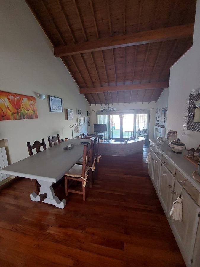 Casa - Victoria