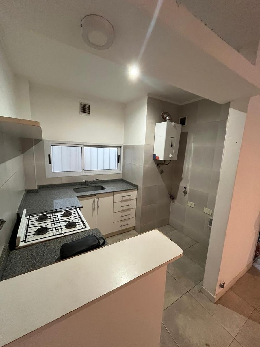 Departamento en S. Fer. - Vias/centro 1