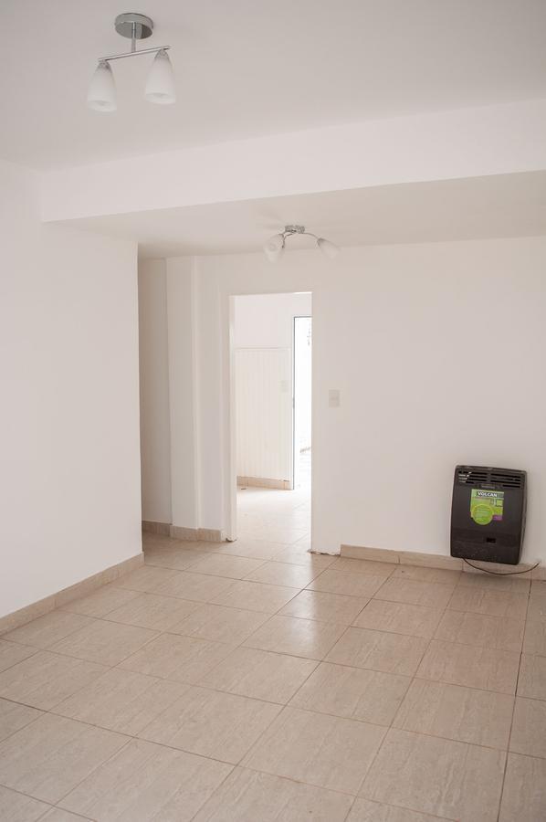 Foto de Hermoso Duplex en complejo privado - S.Fer.-Vias/Libert., imagen 5