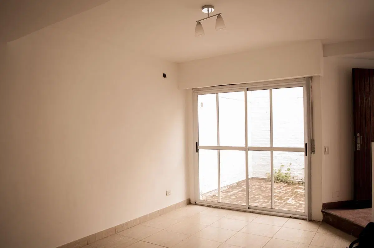 Hermoso Duplex en complejo privado - S.Fer.-Vias/Libert. 4