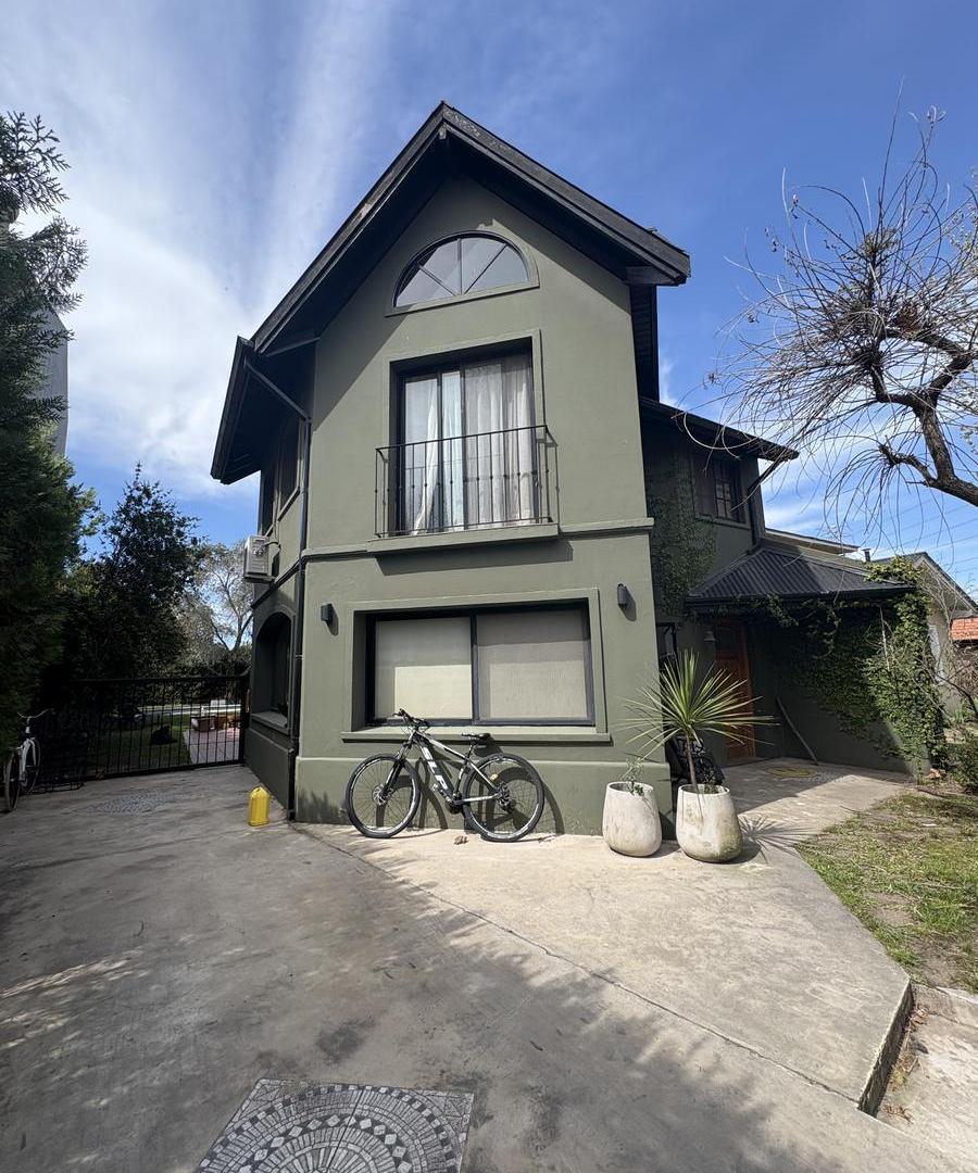 Foto de Hermosa casa en Los Ceibos, imagen 1