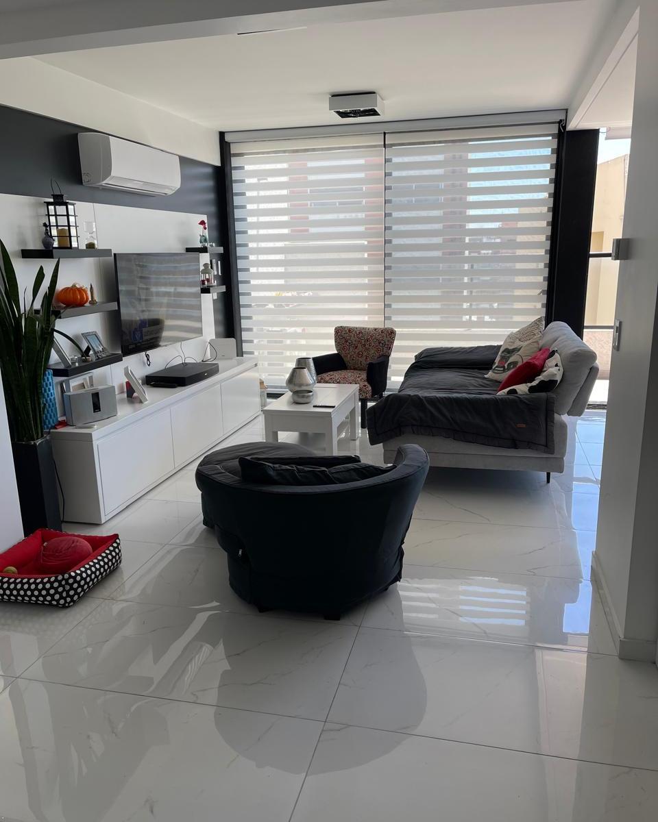 Piso Venta - 3 Amb con 2 Cocheras - Parque Chacabuco 3