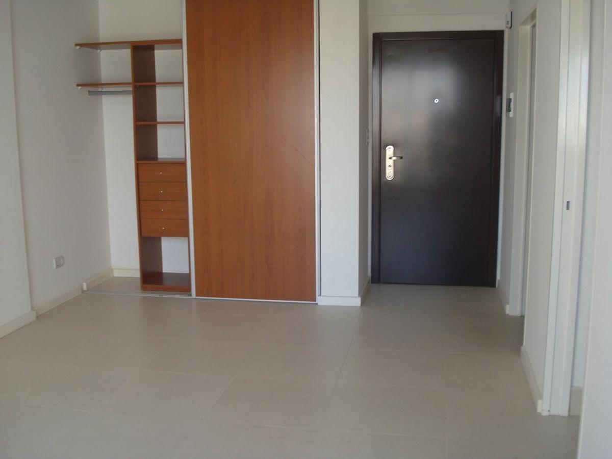 Foto de Departamento de 1 Ambiente en alquiler en Parque Chacabuco, imagen 3