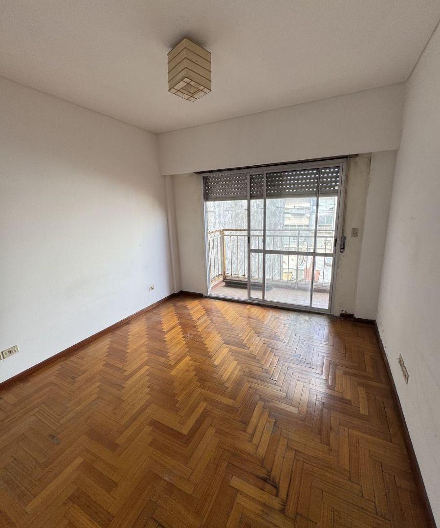 Foto de Departamento de 2 Ambientes en alquiler en Parque Chacabuco, imagen 3