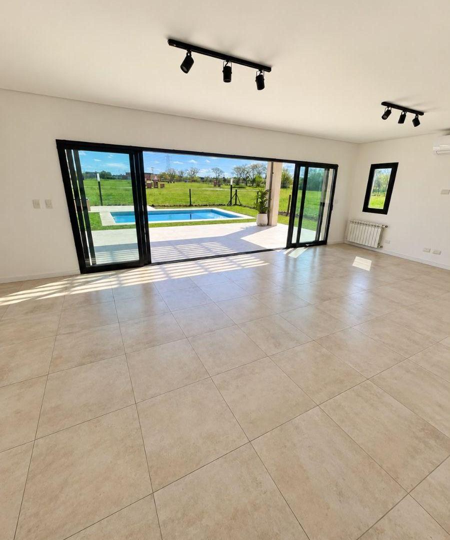 Foto de ALQUILER - CASA A ESTRENAR - BARRIO CANNING CHICO, imagen 3