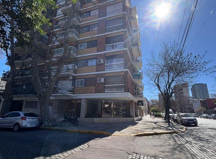 3 ambientes con balcon excelente zona residencial  1