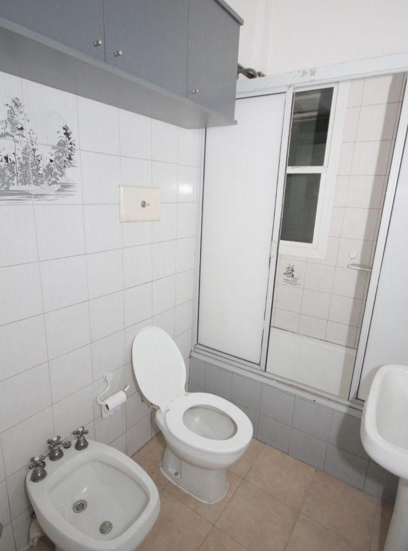 Foto de PH PB FRENTE IDEAL USO PROFESIONAL O COMERCIAL EXCELENTE UBICACION, imagen 5
