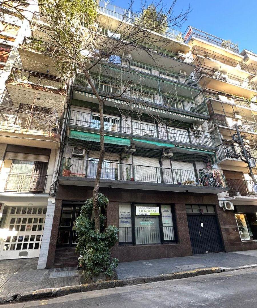 Foto de TOTALMENTE REFACCIONADO A NUEVO-A MTS DE AV. CABILDO Y SUBTE D A, imagen 5