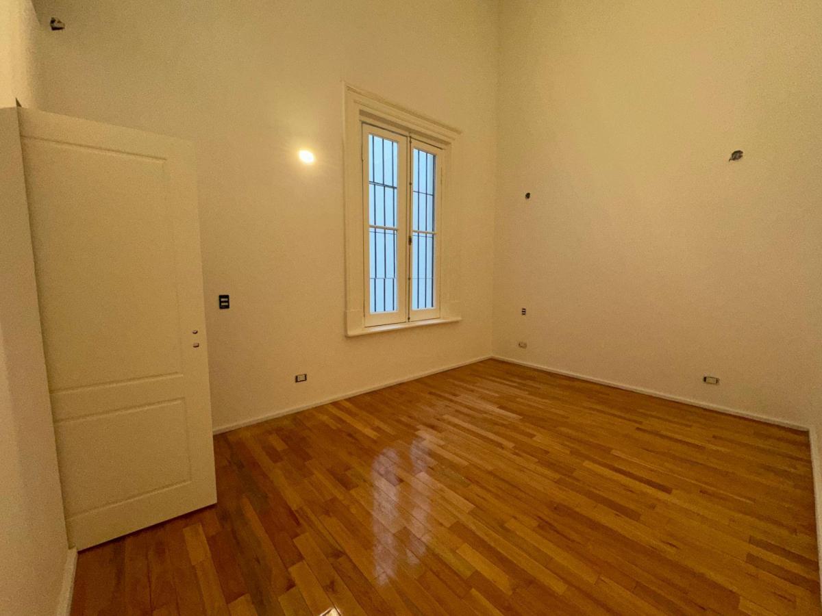 Venta Departamento 3 Ambientes en Monserrat 4
