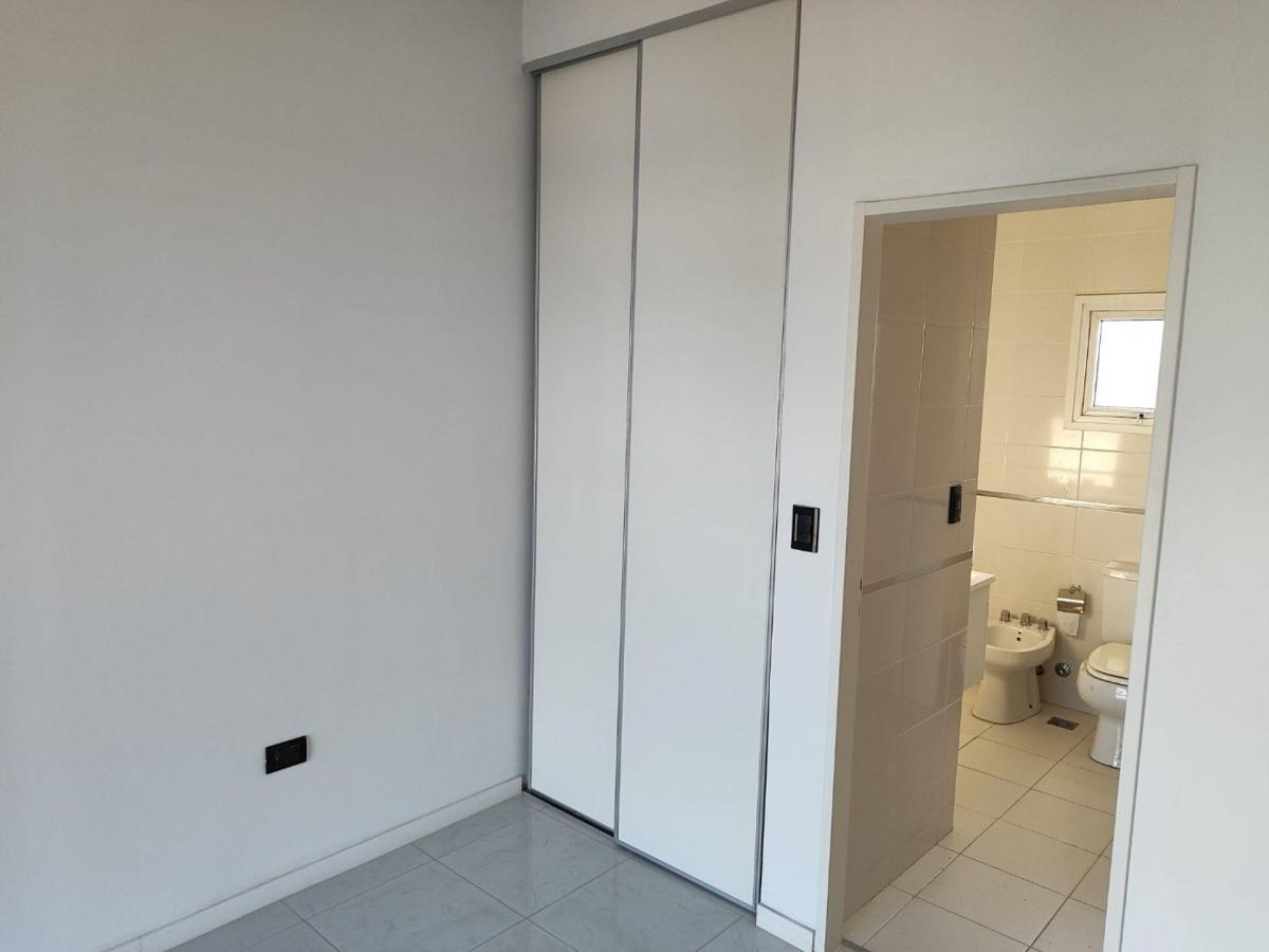 Venta Monoambiente Divisible Quilmes Centro 4