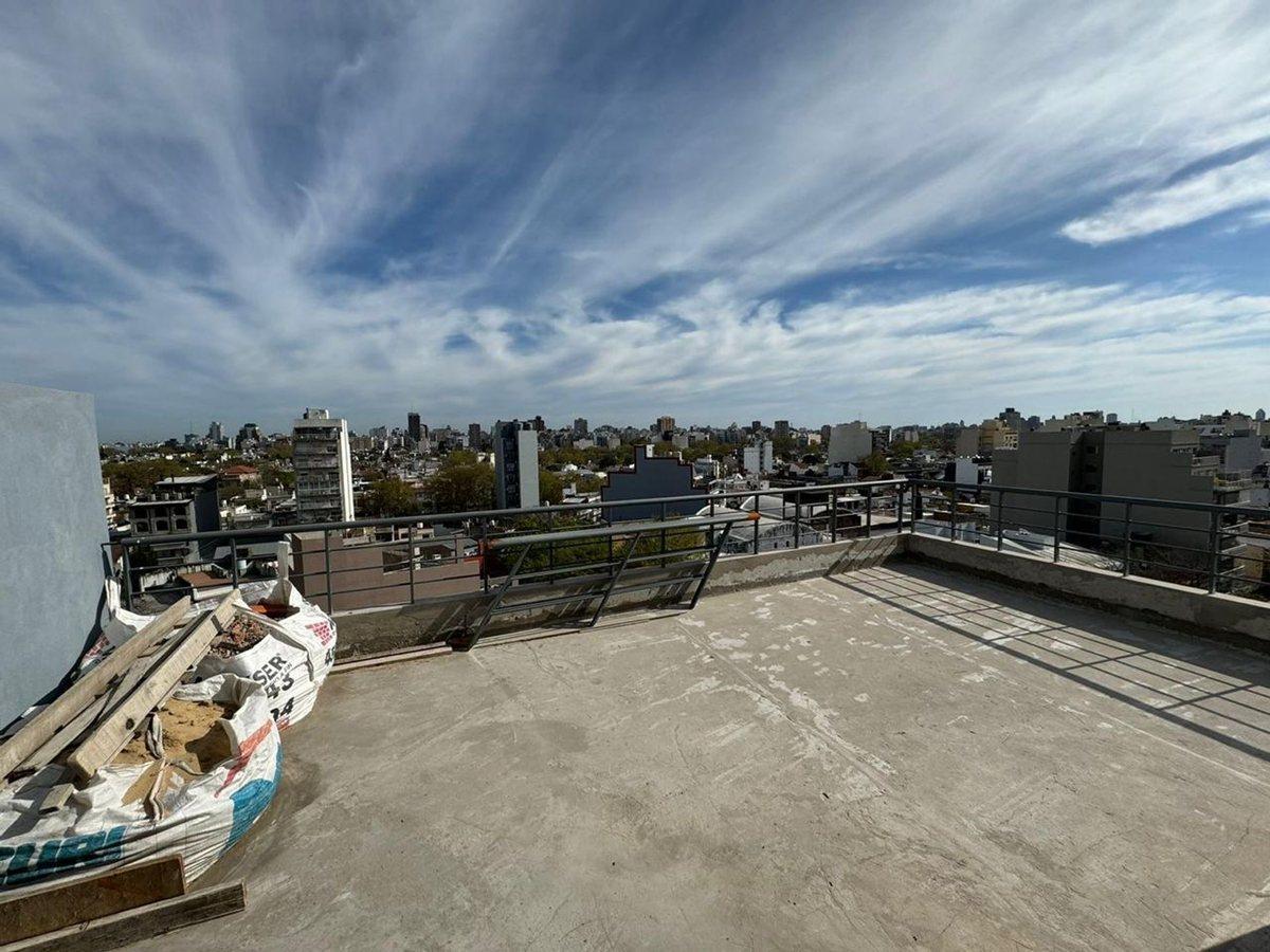 Venta Monoambiente con Balcon Parque Cha 4