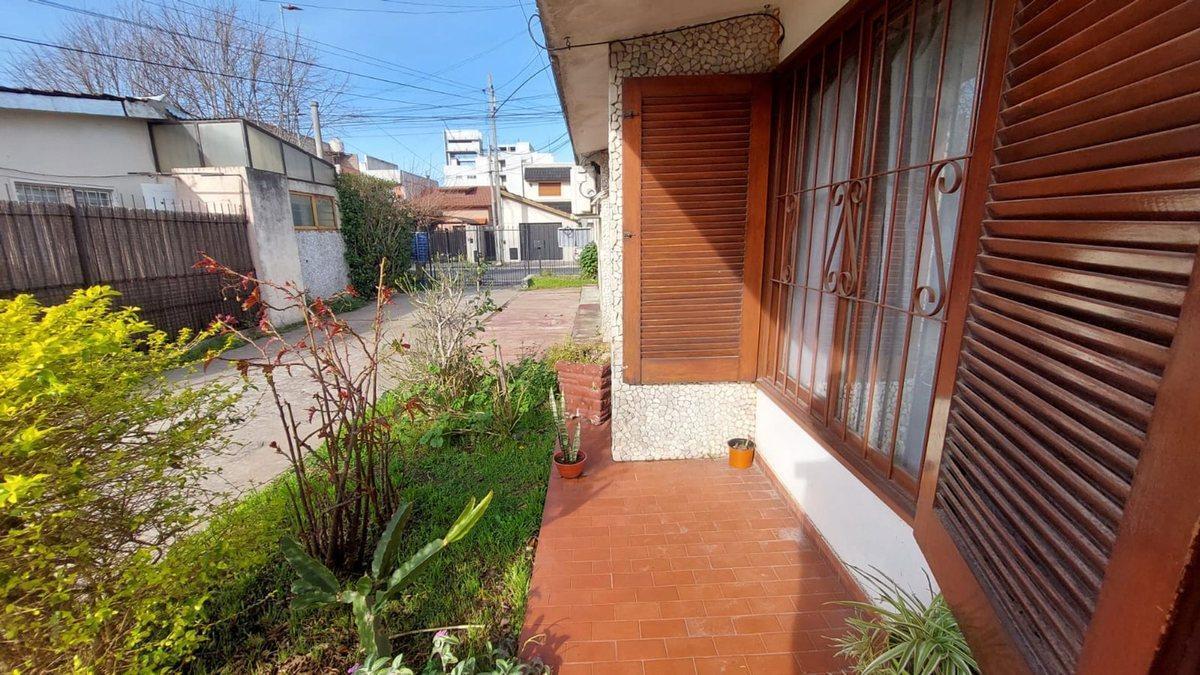 PH en Venta 3 Ambientes Moron Patio Cochera 4