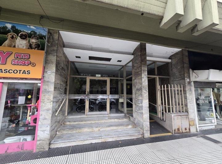 VENTA DEPARTAMENTO 3 AMBIENTES MONTE CASTRO BALCON 2