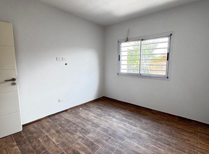 VENTA DEPARTAMENTO 2 AMBIENTES LANUS BALCON 4