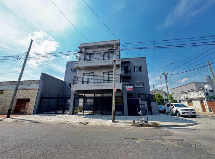 VENTA DEPARTAMENTO 2 AMBIENTES LANUS BALCON 2