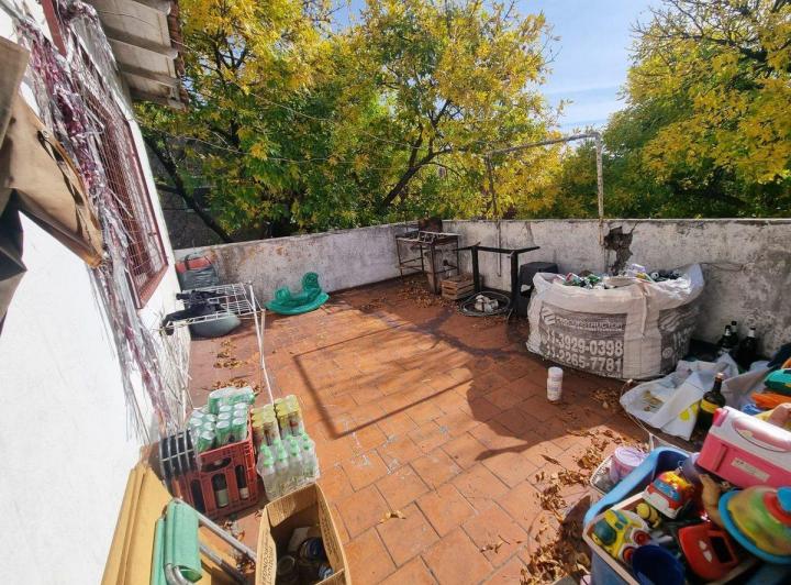VENTA CASA A REFACIONAR VILLA PUEYRREDON 3