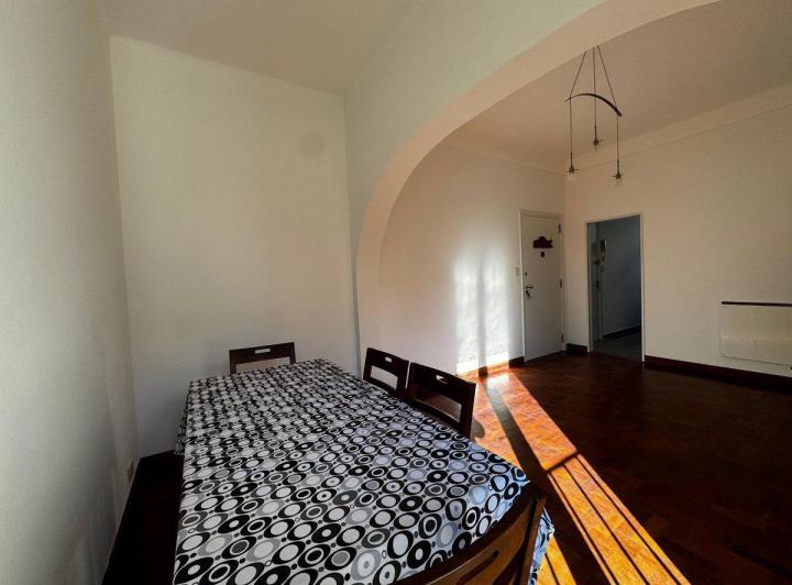 VENTA DEPARTAMENTO TRES AMBIENTES PARQUE CHAS 4