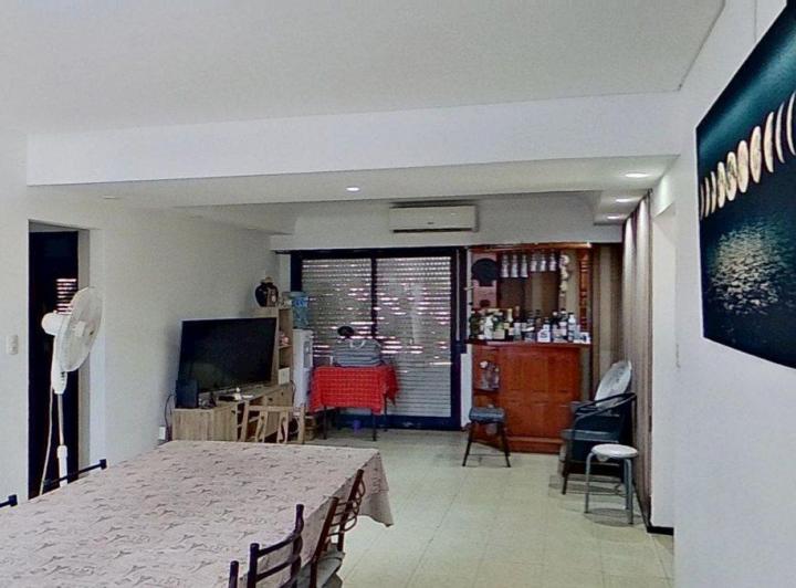 VENTA CASA CINCO AMB TALLER O DEPOSITO SAN MARTIN 3