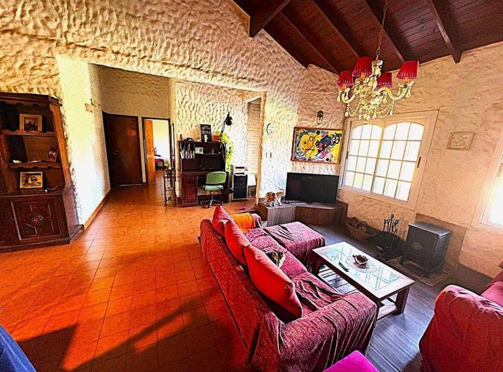 CASA 4 AMBIENTES EL CAZADOR ESCOBAR PILETA JARDIN 1