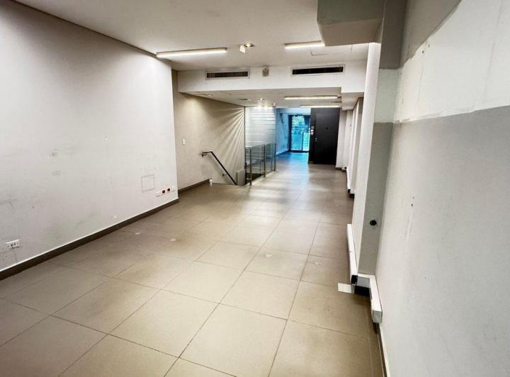 ALQUILER LOCAL RECOLETA 209 M2 2