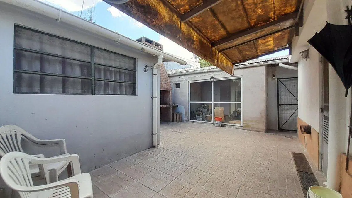 VENTA CASA 4 AMBIENTES MONOAMBIENTE MERLO 2