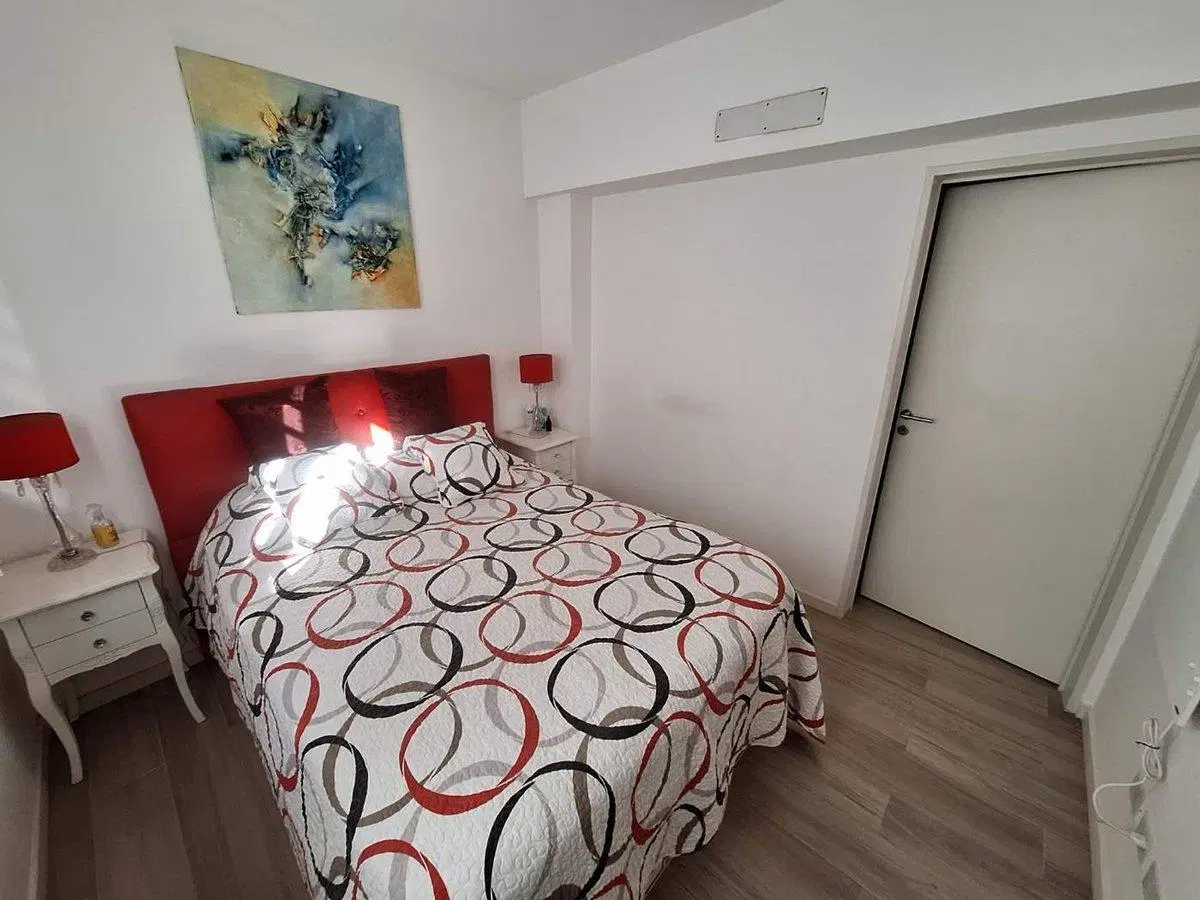 DEPARTAMENTO 2 AMBIENTES VENTA ALMAGRO FTE 2