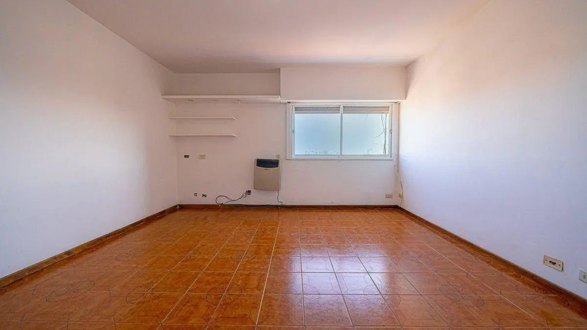 VENTA DEPARTAMENTO CUATRO AMBIENTES EN SAAVEDRA 4