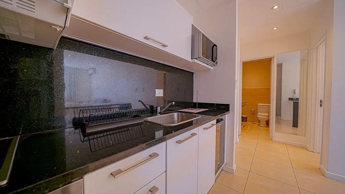 DEPARTAMENTO 2 AMBIENTES VENTA NORDELTA  AMOBLADO 4