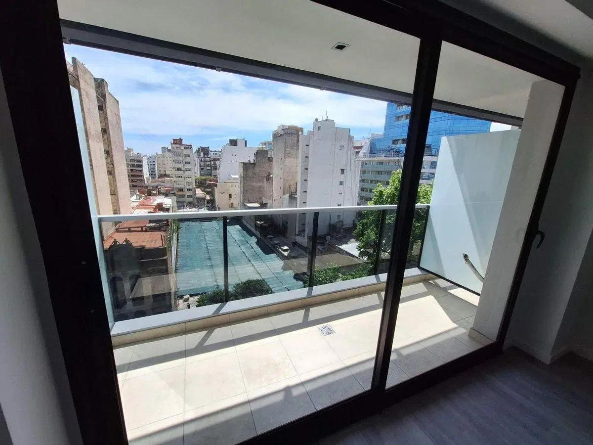 VENTA DEPARTAMENTO MONOAMBIENTE FTE CON BALCON 4