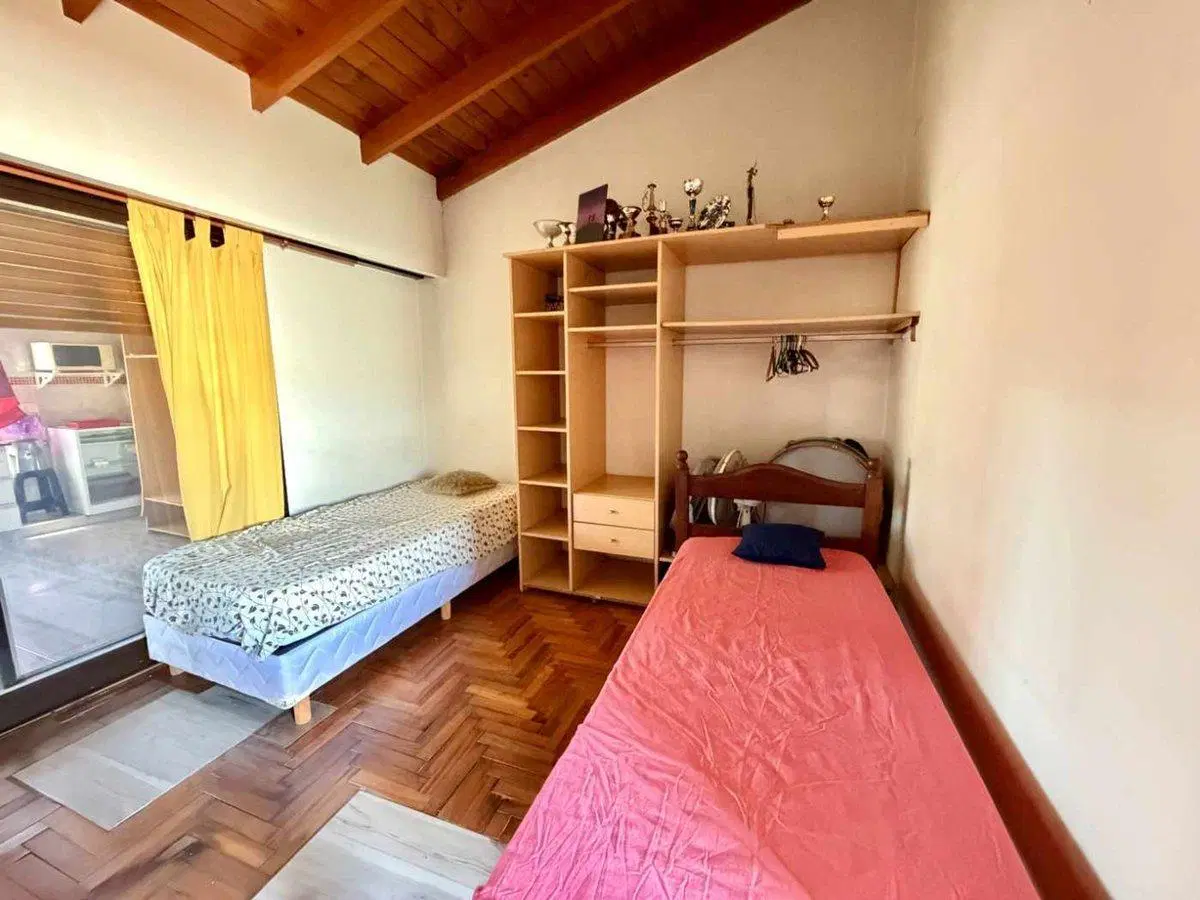 CASA VENTA 4 AMBIENTES VILLA SARMIENTO CON PATIO 3