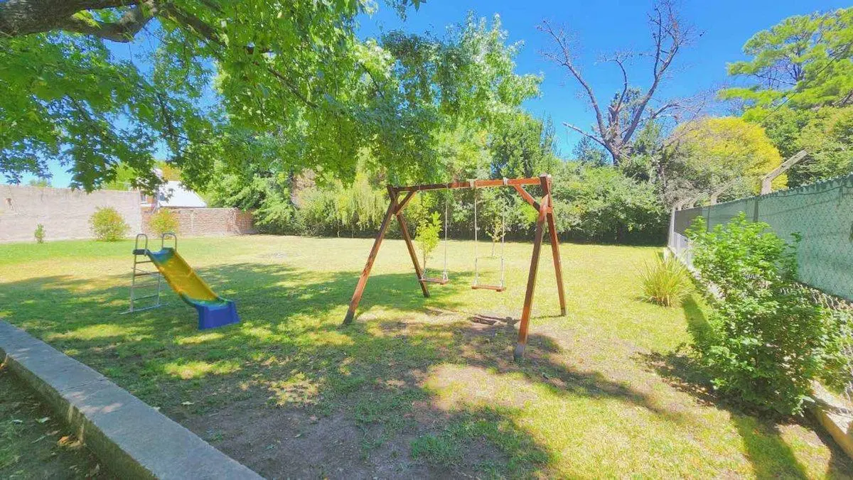 CASA QUINTA EN PONTEVEDRA 4 AMBIENTES CON PISCINA 3